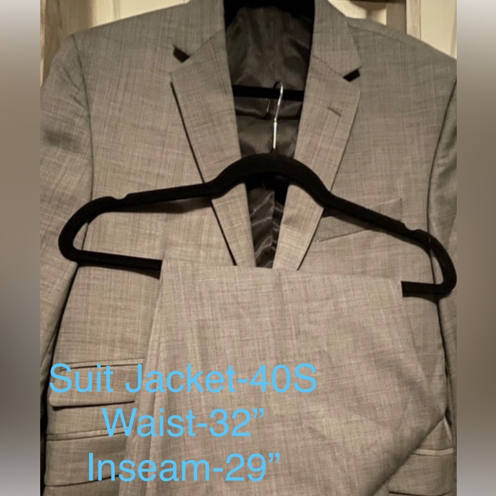 Kenneth Cole Gray Suit..40S, 32” W, 29” Inseam